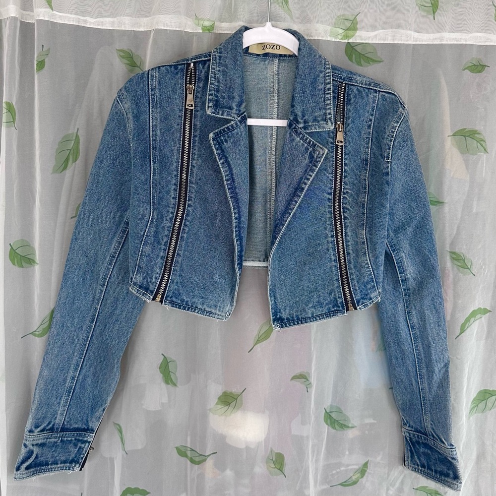 Zipper structured denim jacket